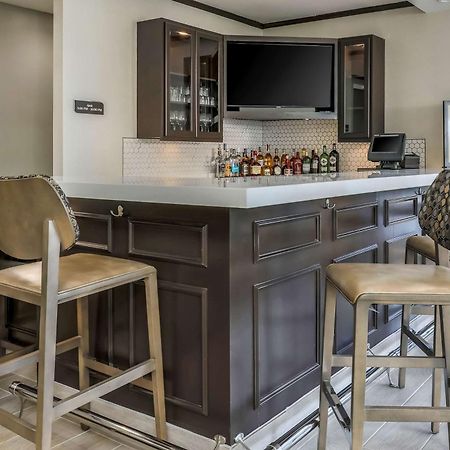 Hilton Garden Inn Tulsa South Kültér fotó