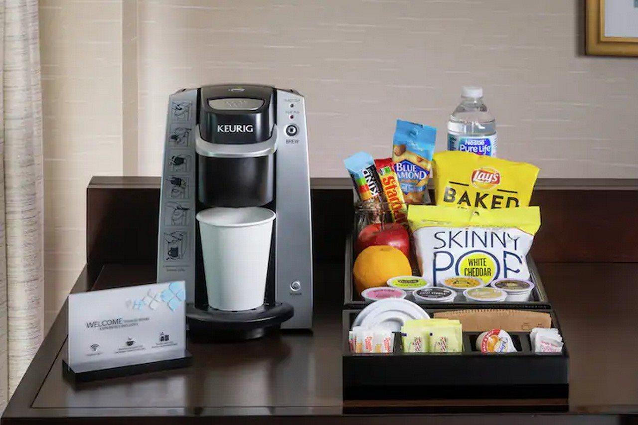 Hilton Garden Inn Tulsa South Kültér fotó
