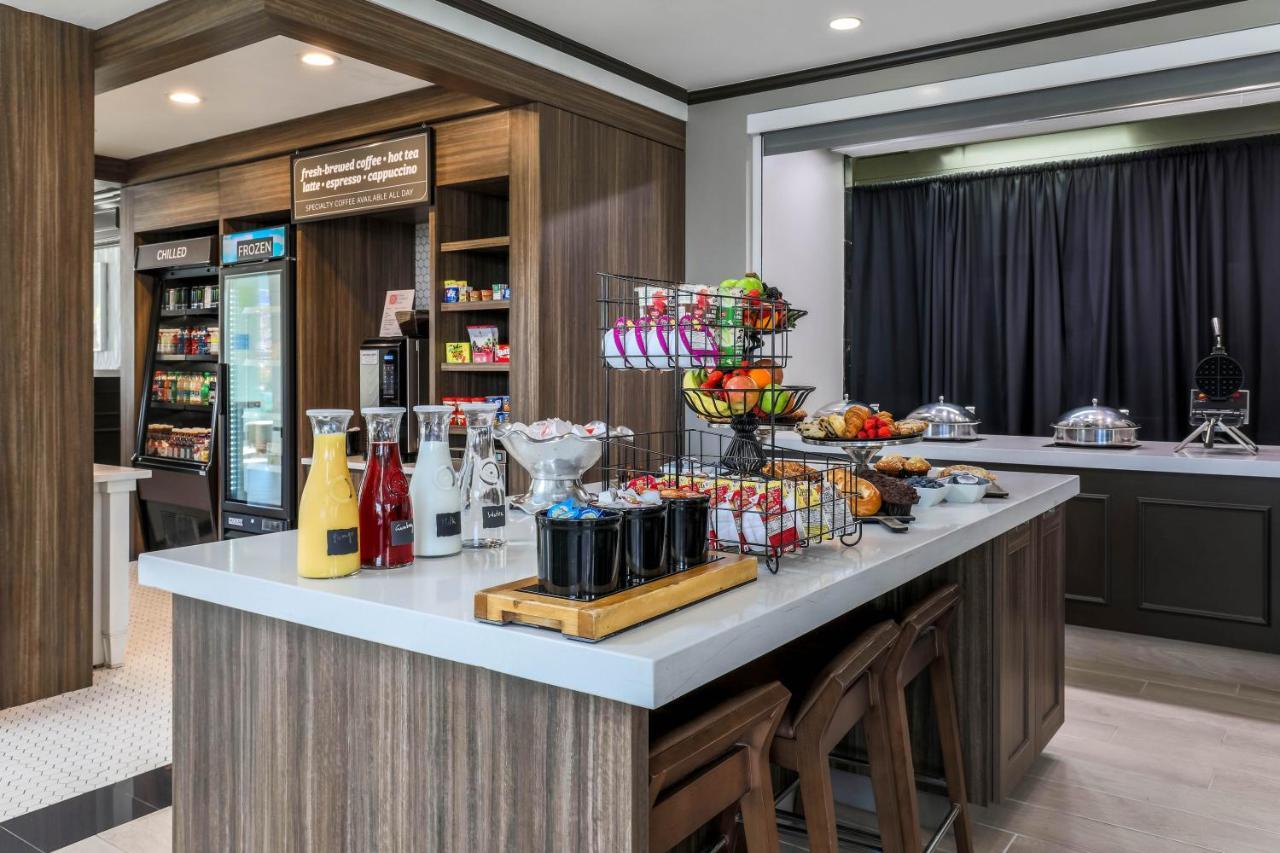 Hilton Garden Inn Tulsa South Kültér fotó