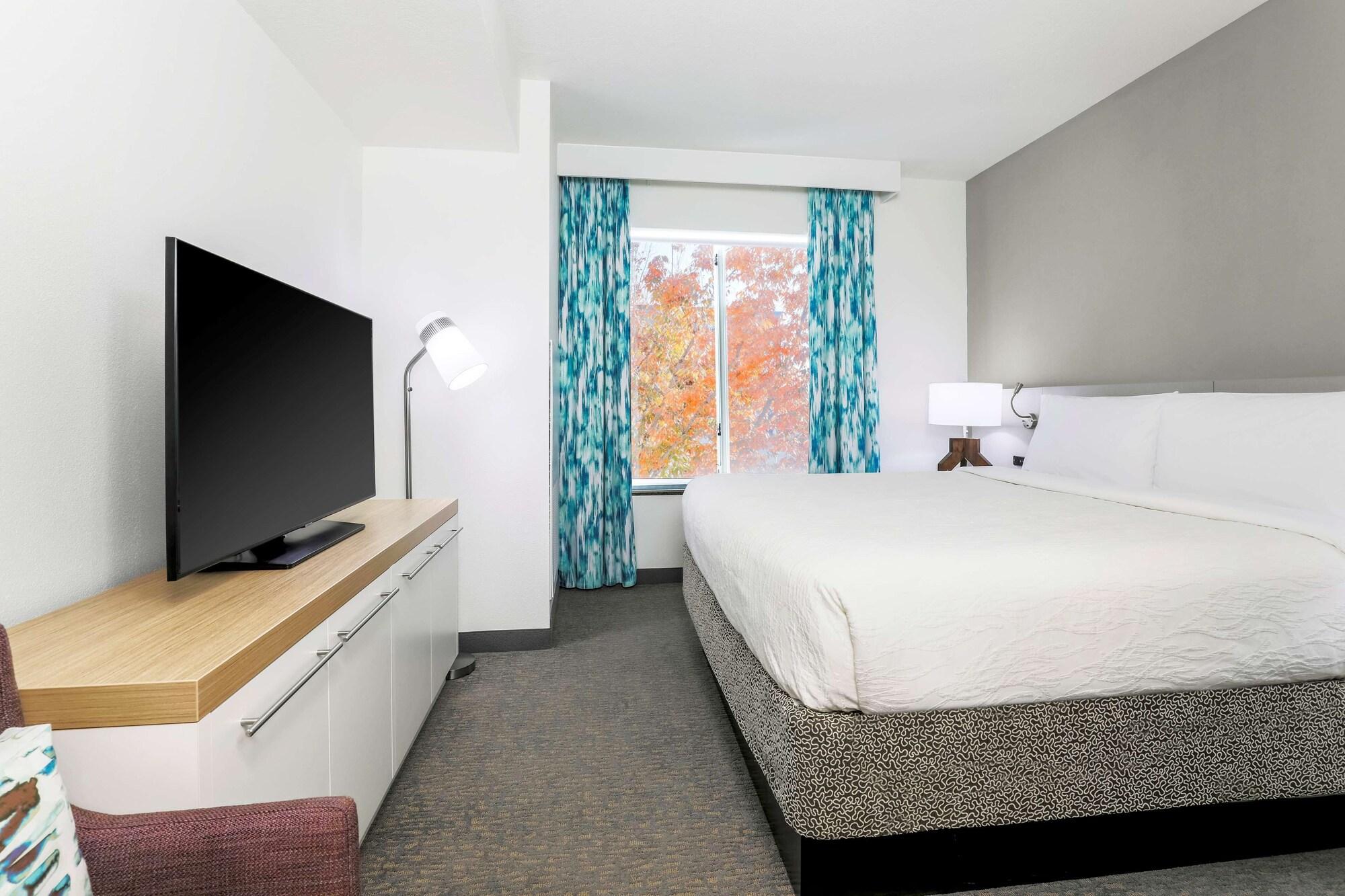 Hilton Garden Inn Tulsa South Kültér fotó