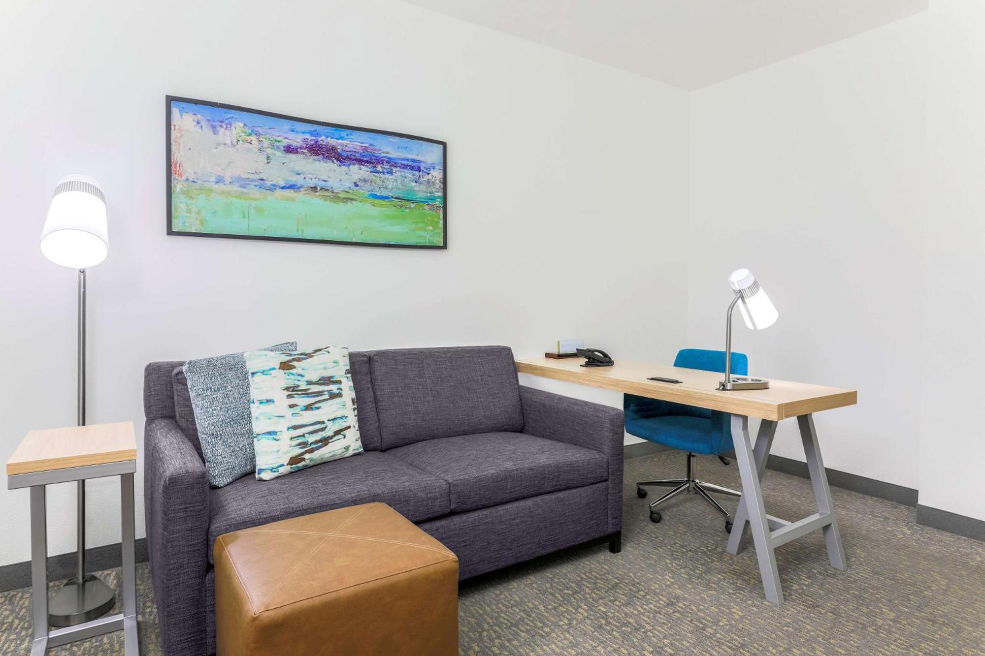 Hilton Garden Inn Tulsa South Kültér fotó