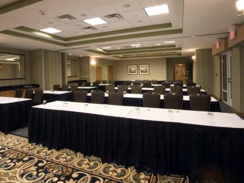 Hilton Garden Inn Tulsa South Kültér fotó